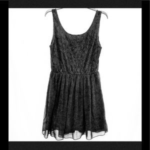 🖤🌸 ISSI Black Mini Dress 🌸🖤